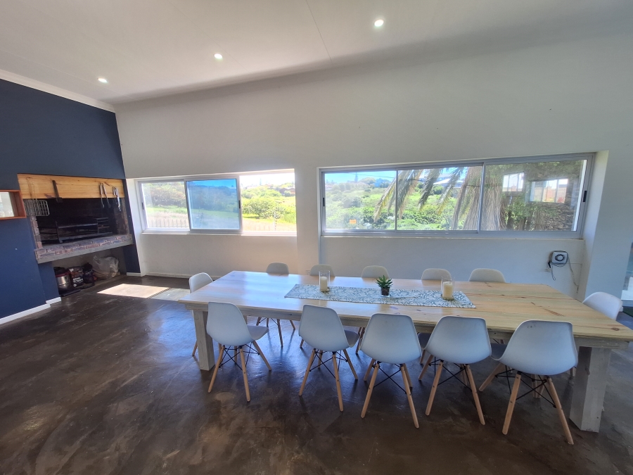 4 Bedroom Property for Sale in C Place Eastern Cape